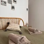 Apartment Bee In