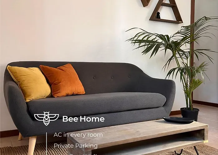 Апартаменты Bee In *